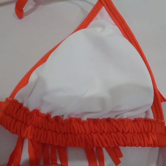 Gianni Bini  REM SC HALTER New Bikini Top - Picture 6 of 8